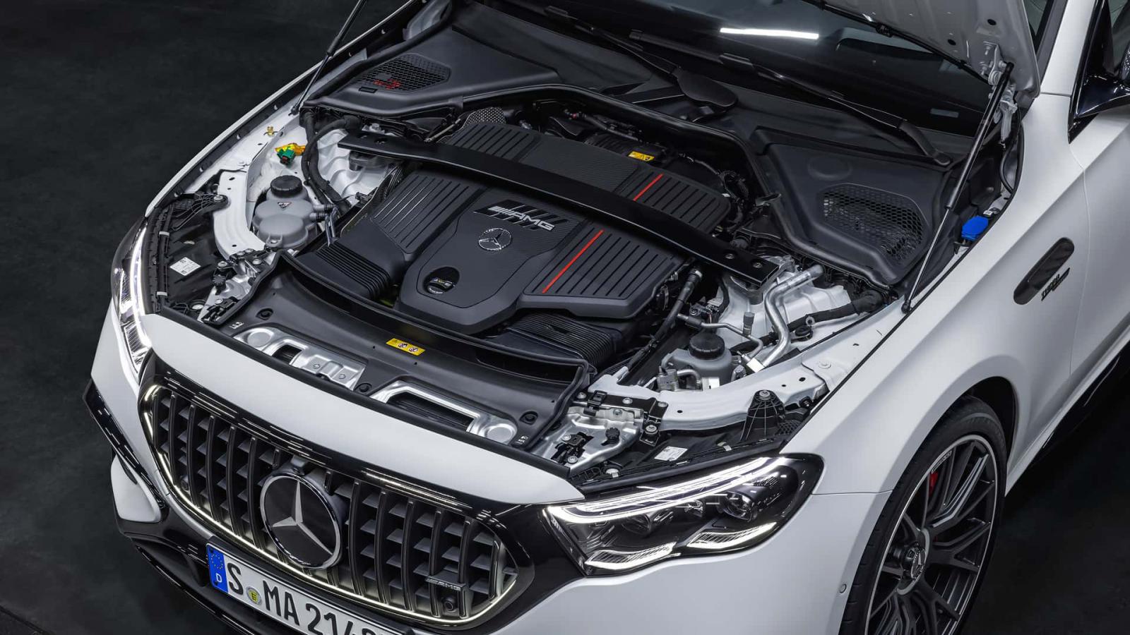 Η νέα Plug-in υβριδική Mercedes-AMG E 53 ήρθε με 612 άλογα!
